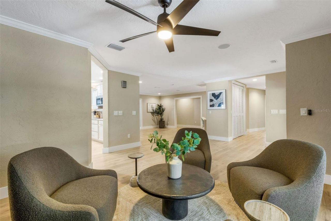 10767 Danielle Drive, Largo, FL 33774 Photo