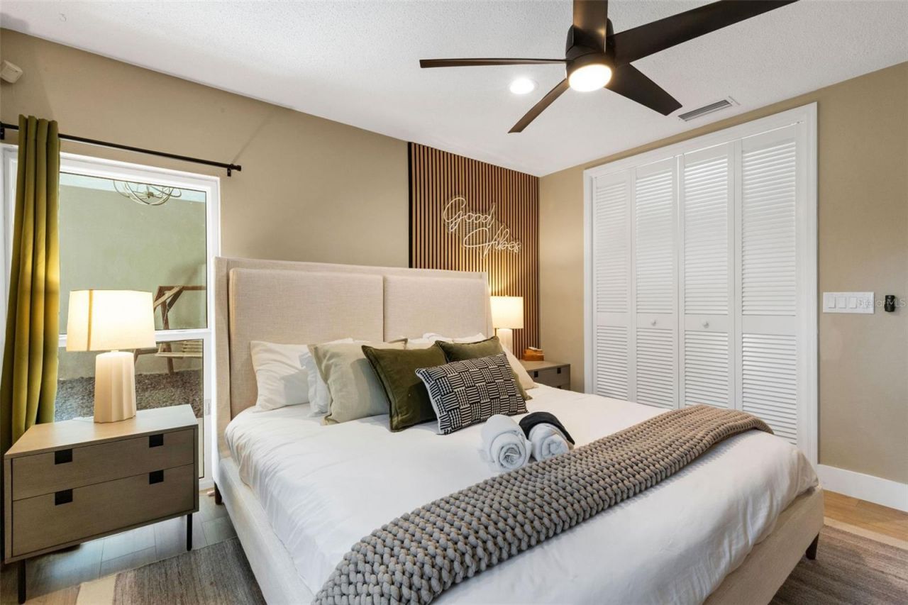 10767 Danielle Drive, Largo, FL 33774 Photo