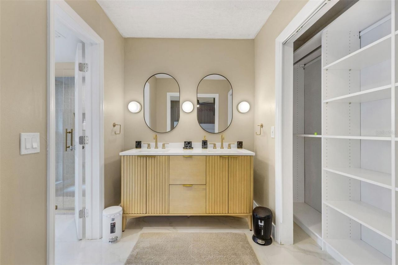 10767 Danielle Drive, Largo, FL 33774 Photo