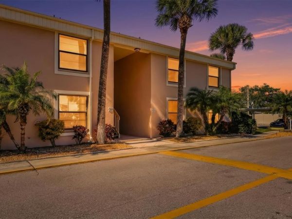 6343 MANATEE AVENUE W, BRADENTON, FL 34209