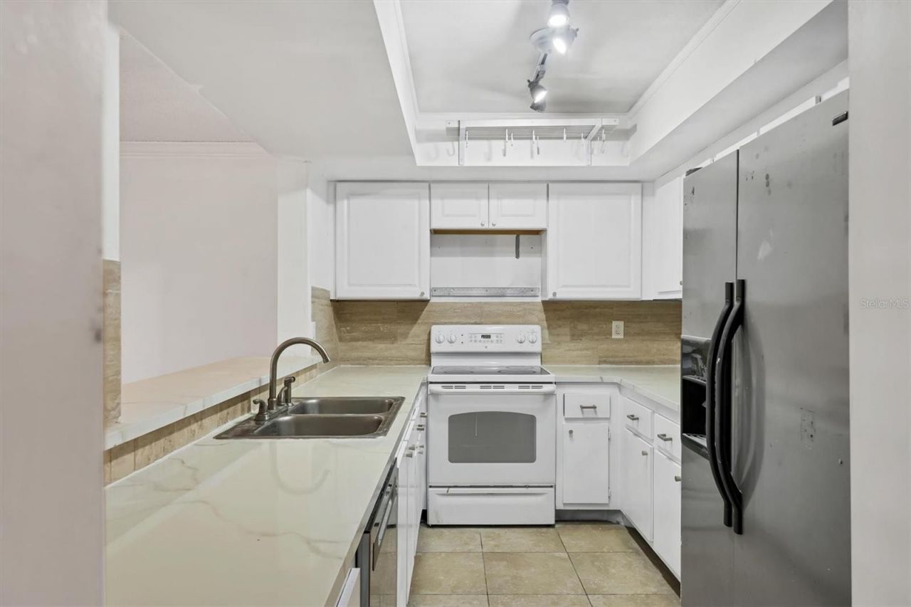 6343 Manatee Avenue W, Bradenton, FL 34209 Photo