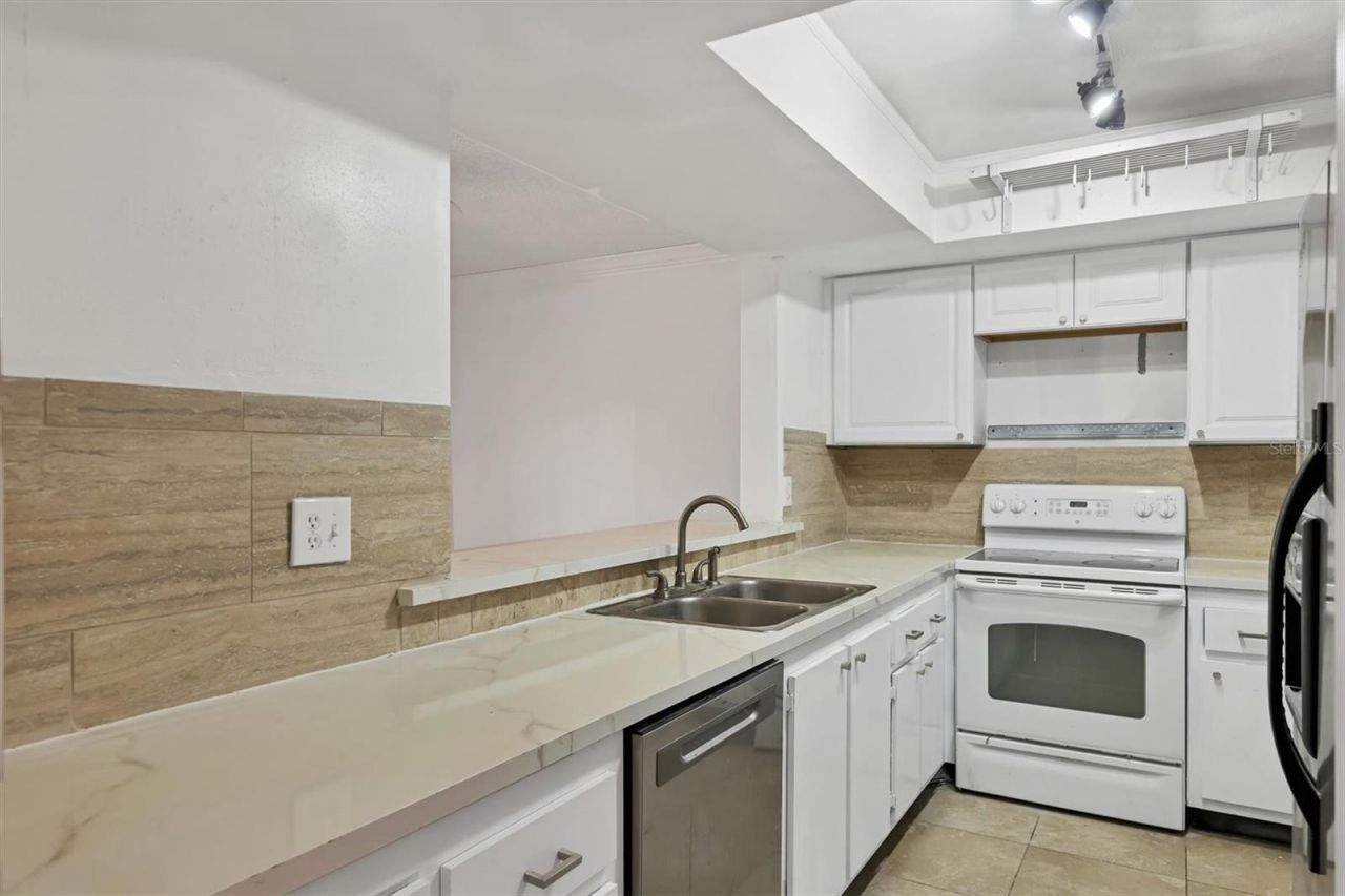 6343 Manatee Avenue W, Bradenton, FL 34209 Photo