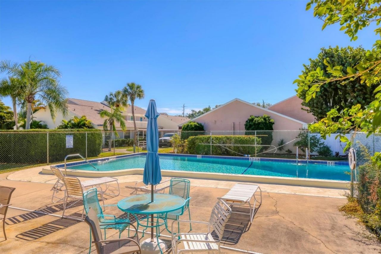 6343 Manatee Avenue W, Bradenton, FL 34209 Photo