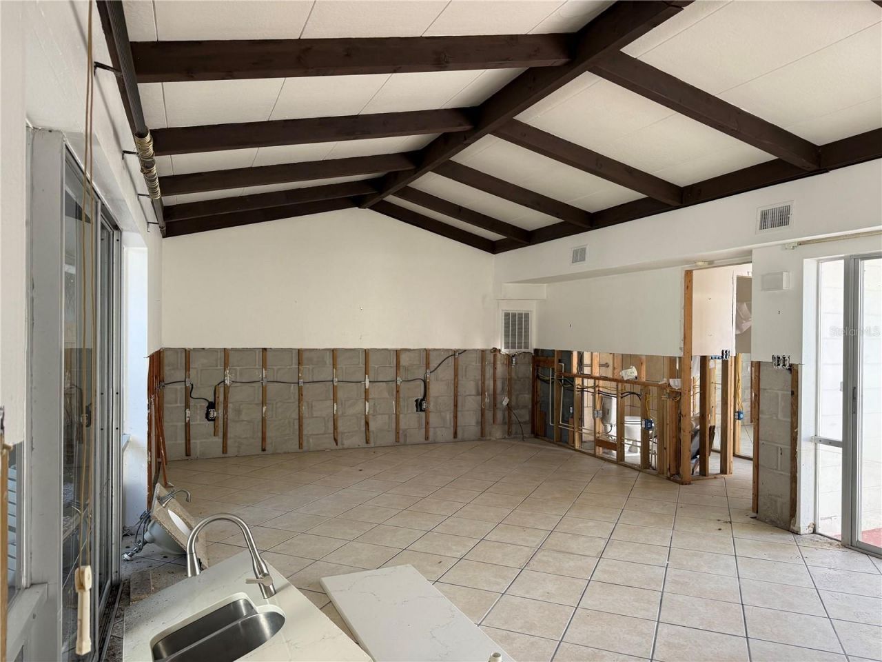 2316 Canasta Drive, Bradenton Beach, FL 34217 Photo