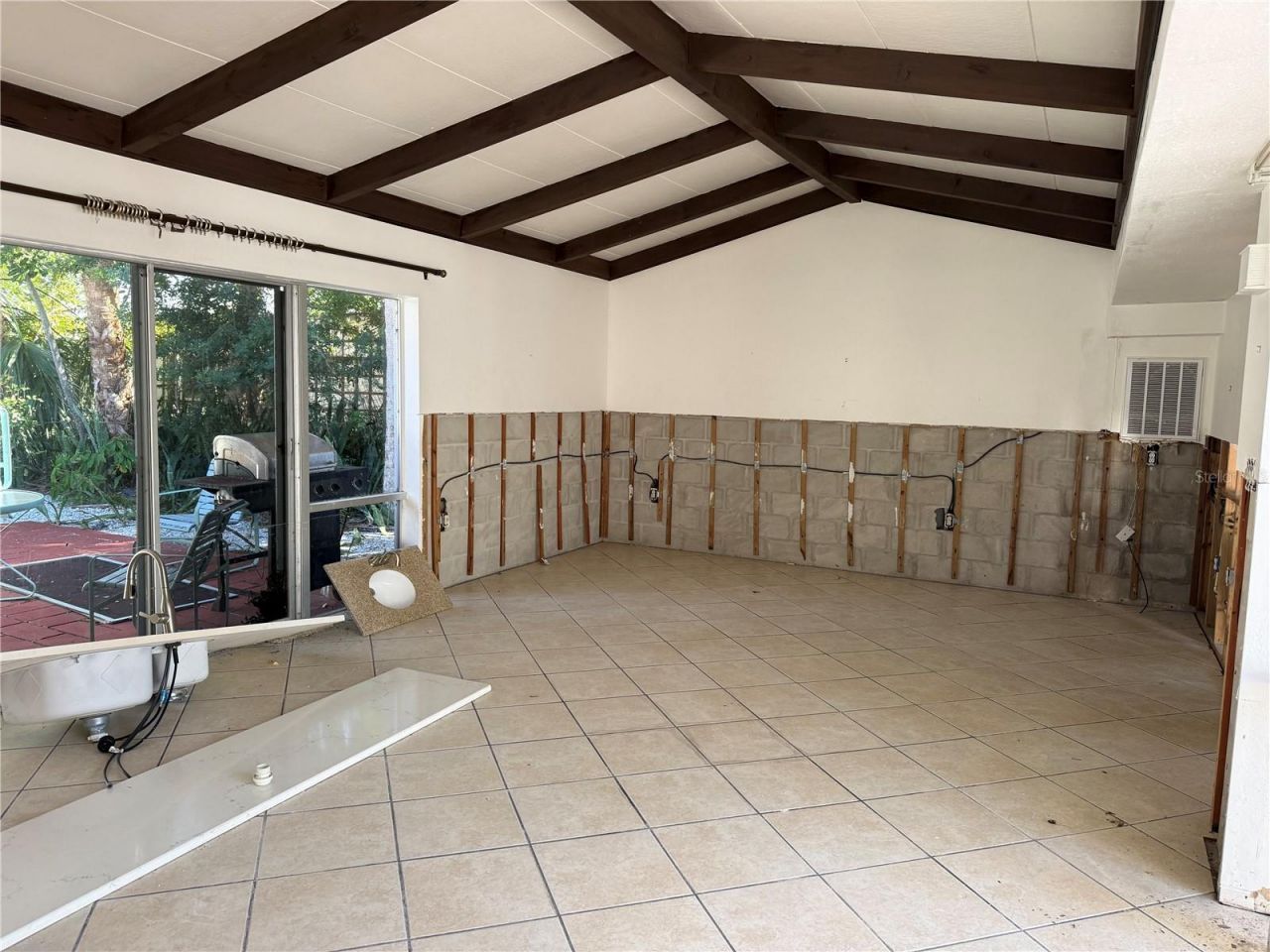 2316 Canasta Drive, Bradenton Beach, FL 34217 Photo