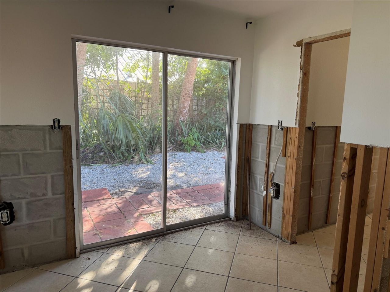 2316 Canasta Drive, Bradenton Beach, FL 34217 Photo