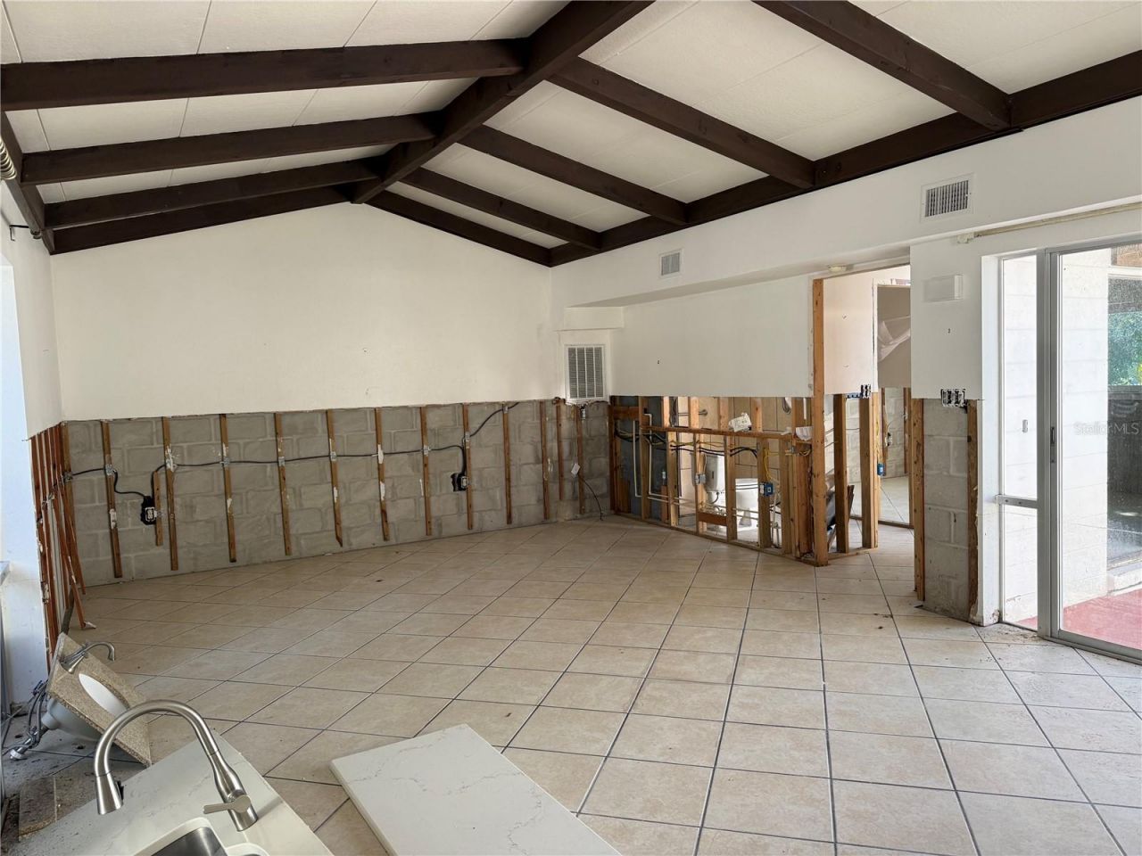 2316 Canasta Drive, Bradenton Beach, FL 34217 Photo