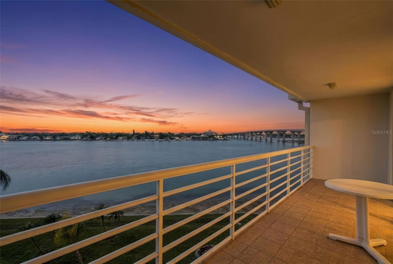 6001 Bahia Del Mar Circle, Unit 529, Saint Petersburg, FL 33715 Photo
