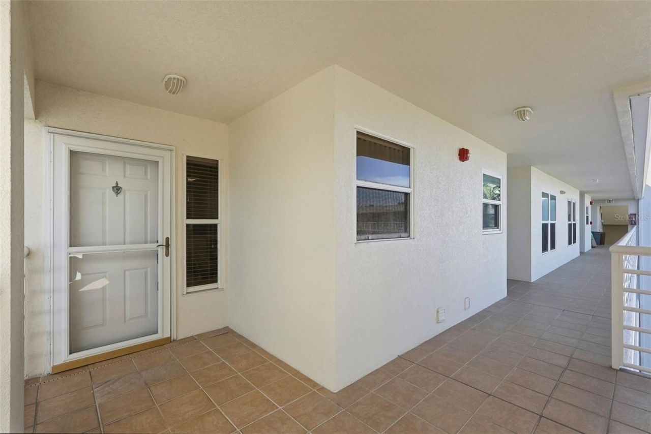 6001 Bahia Del Mar Circle, Unit 529, Saint Petersburg, FL 33715 Photo