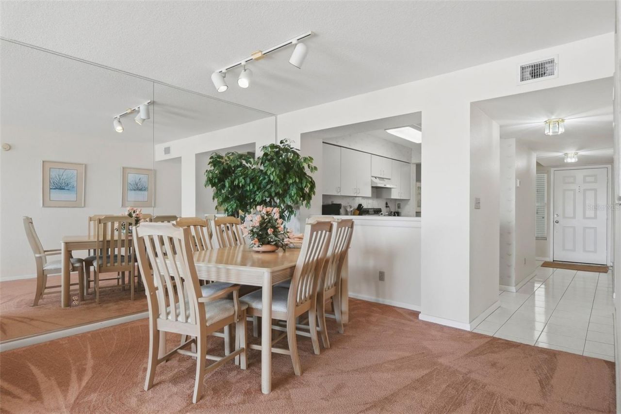 6001 Bahia Del Mar Circle, Unit 529, Saint Petersburg, FL 33715 Photo