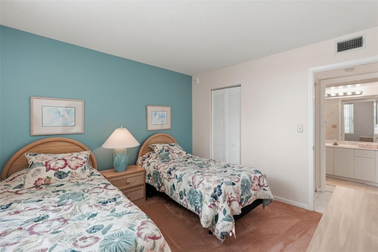 6001 Bahia Del Mar Circle, Unit 529, Saint Petersburg, FL 33715 Photo