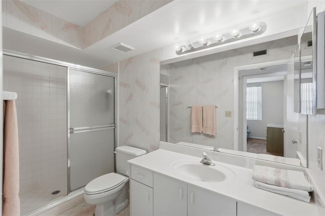 6001 Bahia Del Mar Circle, Unit 529, Saint Petersburg, FL 33715 Photo