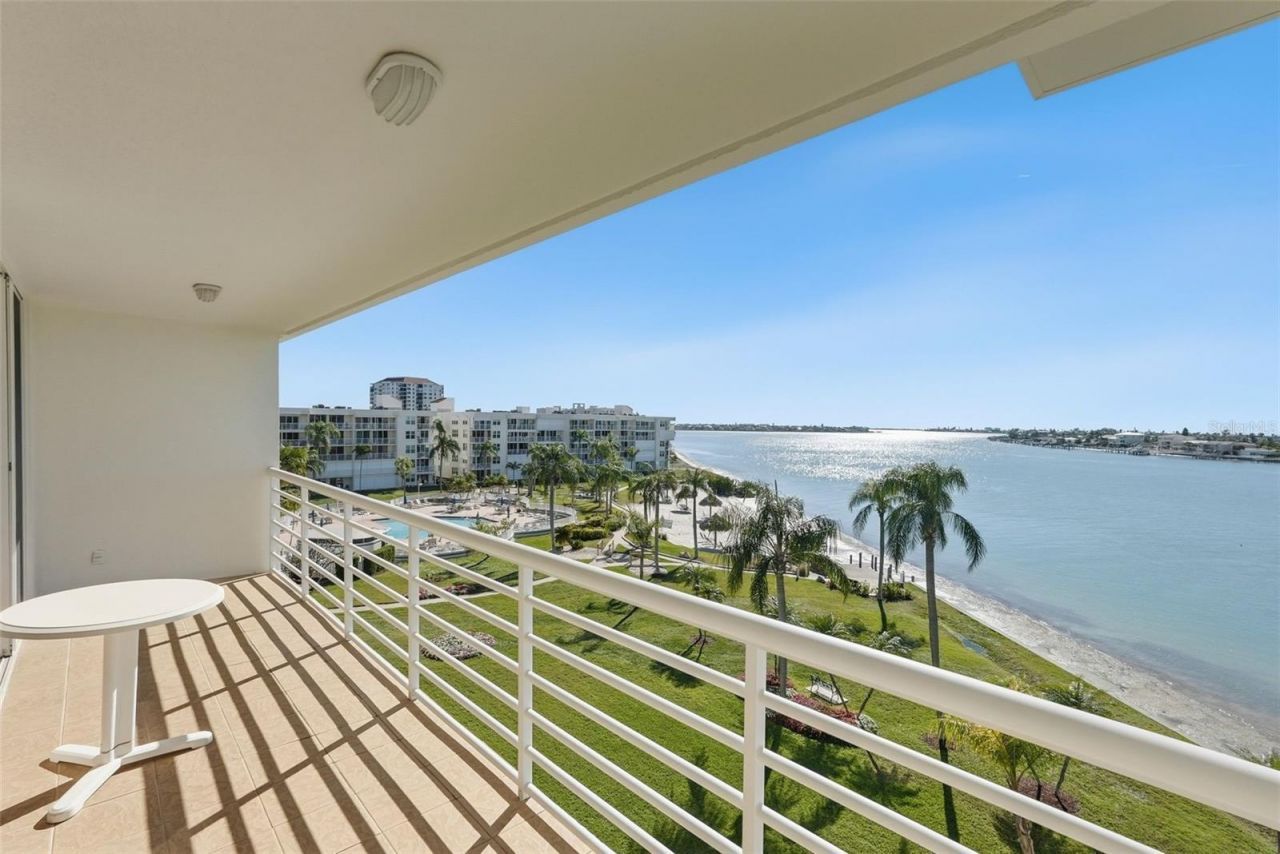 6001 Bahia Del Mar Circle, Unit 529, Saint Petersburg, FL 33715 Photo