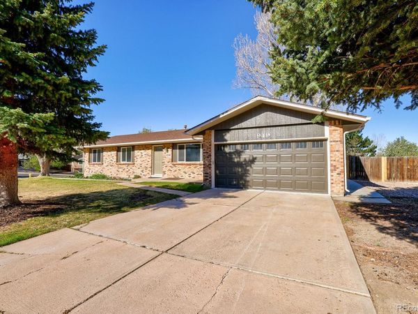 949 Mountain View Drive, Castle Rock, CO 80104