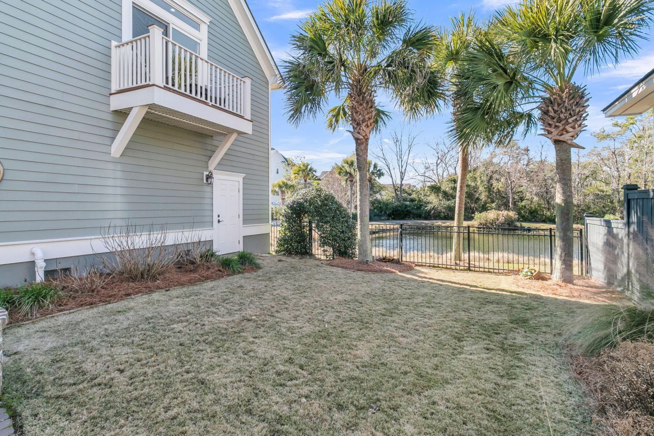 2459 Settlers Street Photo 38