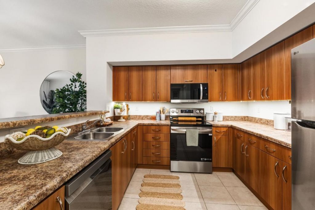 255 NE 3rd Avenue, Unit 2506, Delray Beach, FL 33444 Photo