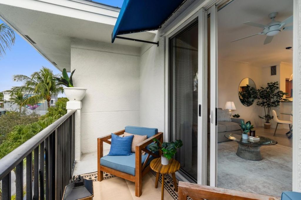 255 NE 3rd Avenue, Unit 2506, Delray Beach, FL 33444 Photo