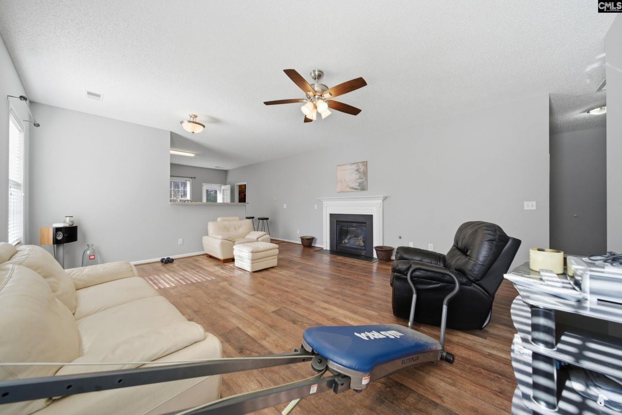 27 Founders Lake Court Photo 11