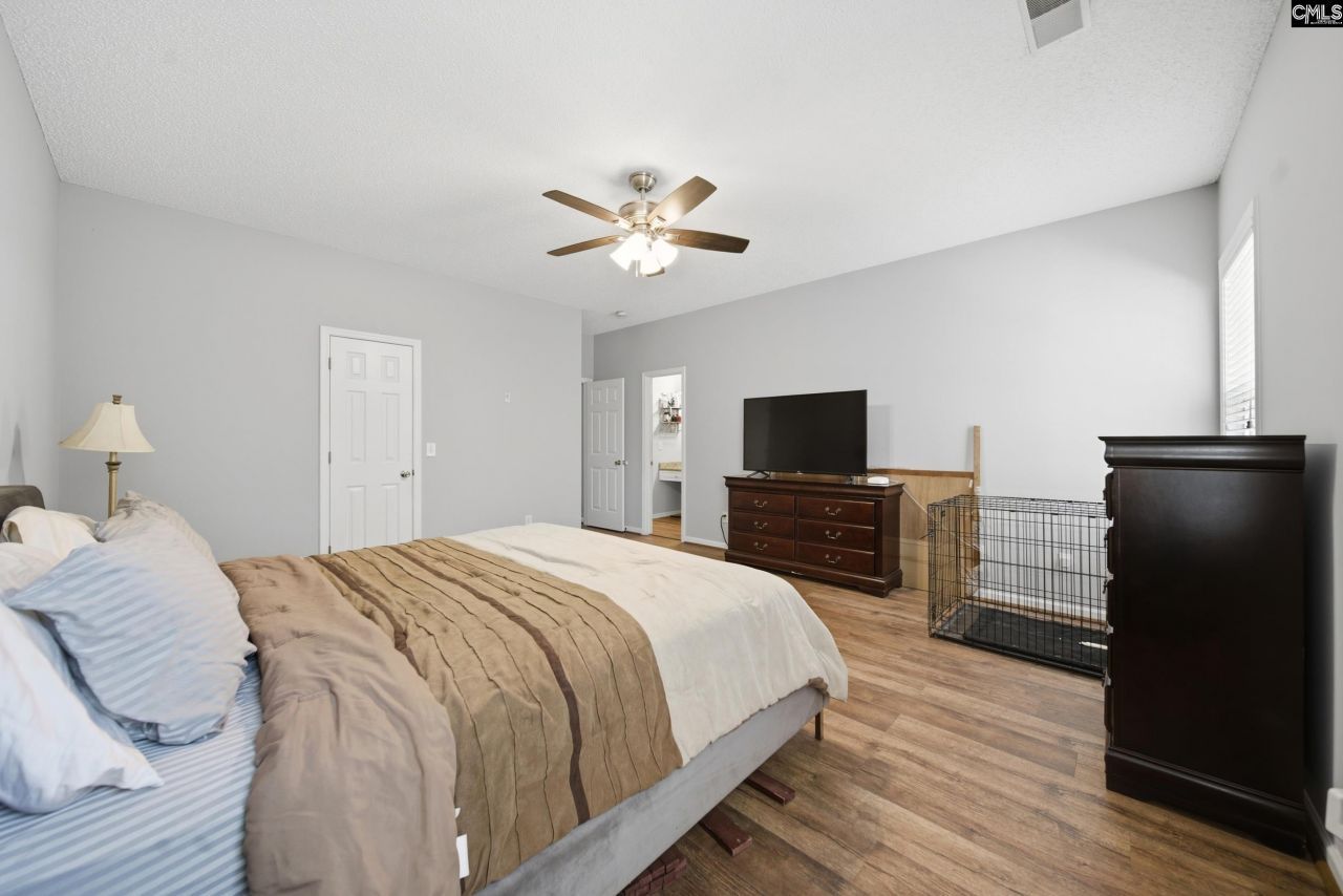 27 Founders Lake Court Photo 16