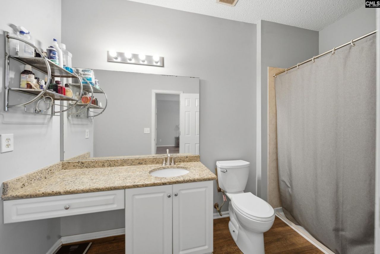 27 Founders Lake Court Photo 17