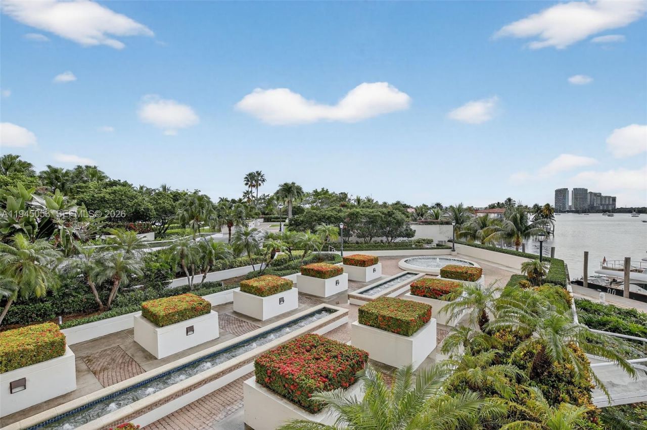 1000 Island Blvd, Unit 312, Aventura, FL 33160 Photo