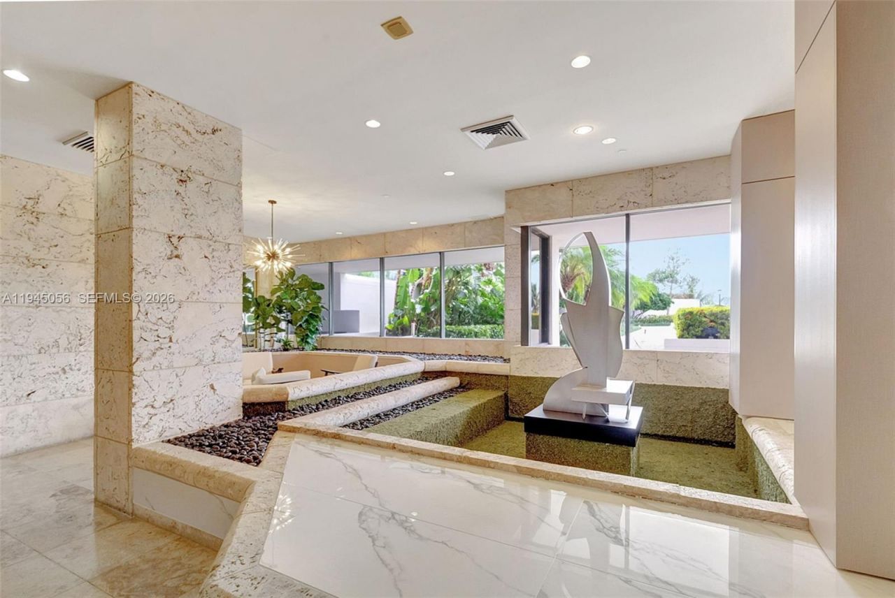 1000 Island Blvd, Unit 312, Aventura, FL 33160 Photo