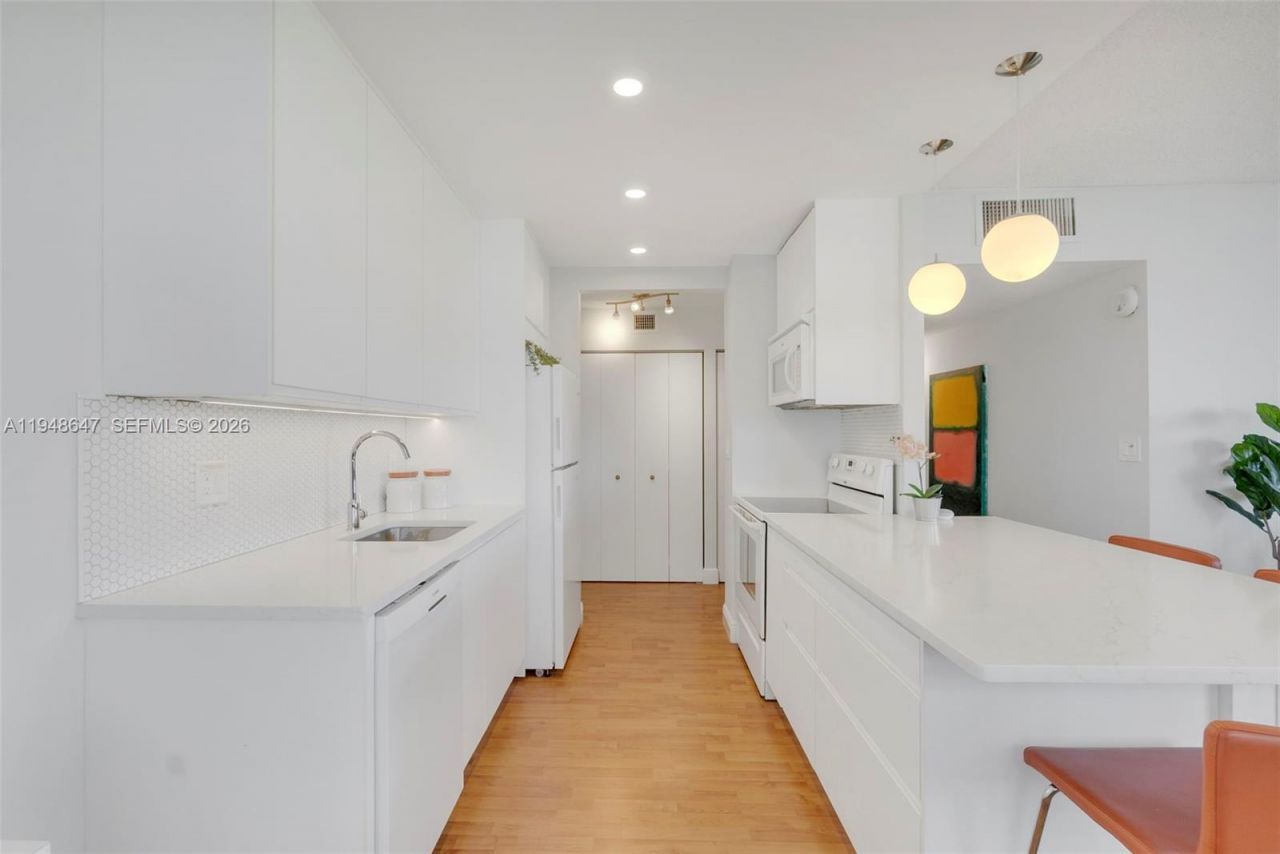 2121 N Ocean Blvd, Unit 902W, Boca Raton, FL 33431 Photo