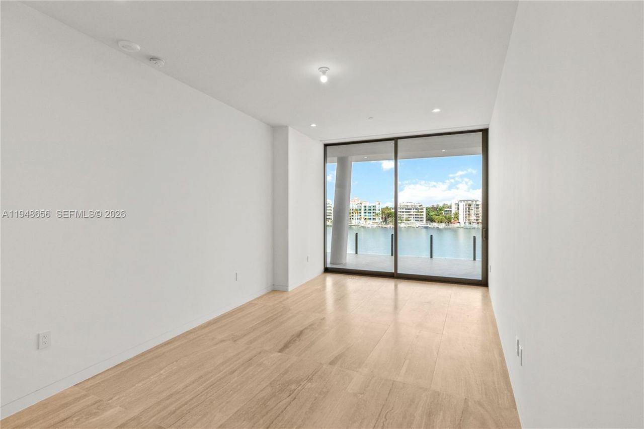 5 Grove Isle, Unit L405, Miami, FL 33133 Photo