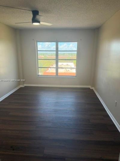 4164 Inverrary Dr, Unit 913, Lauderhill, FL 33319 Photo