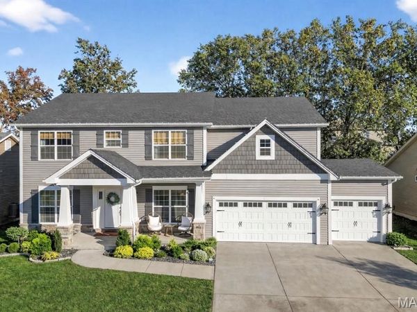 415 Filipp Lane, Lake St Louis, MO 63367