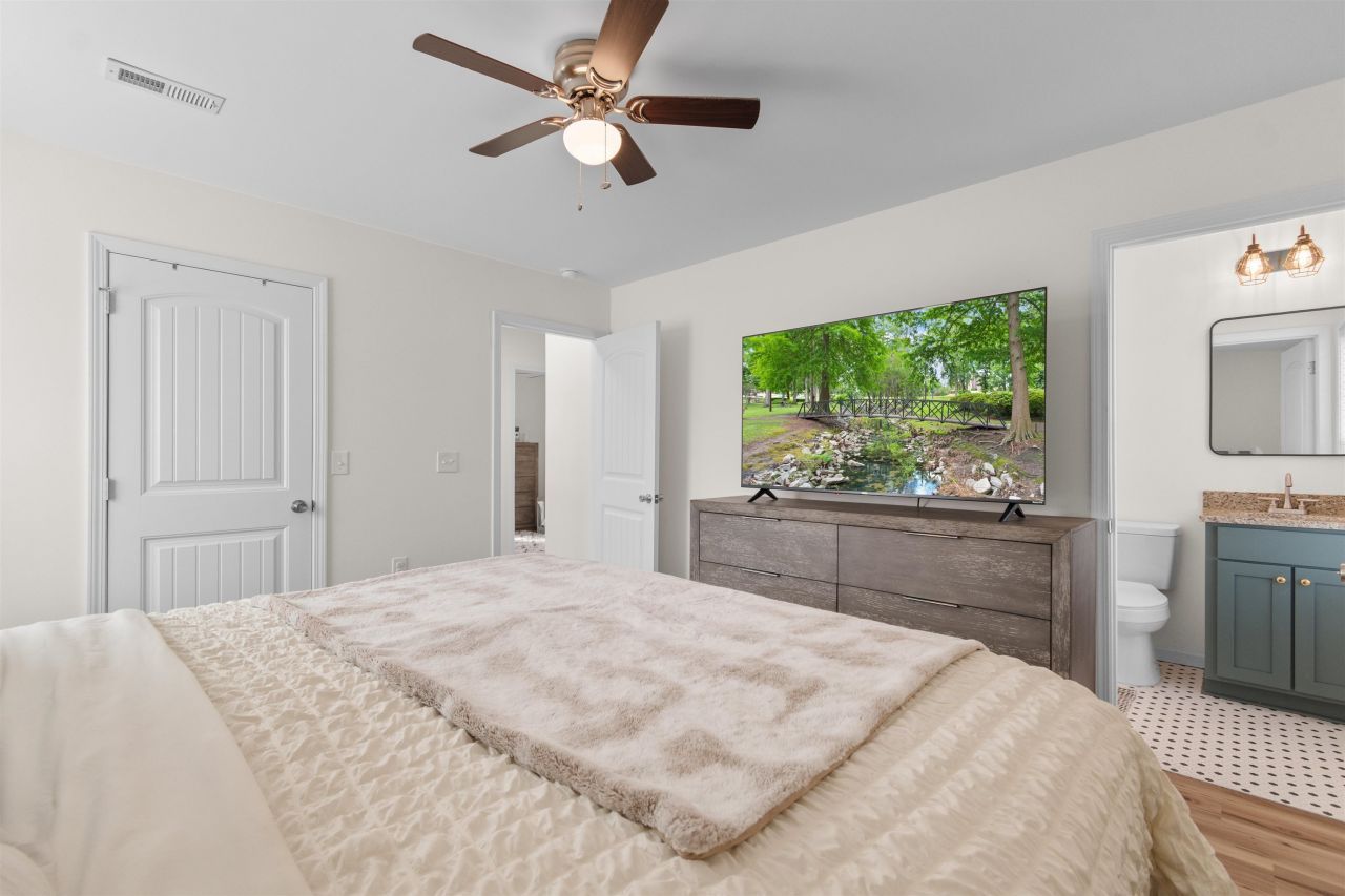 140 Leadwood St. Photo 10