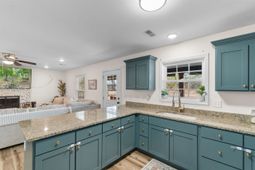 140 Leadwood St. photo 4