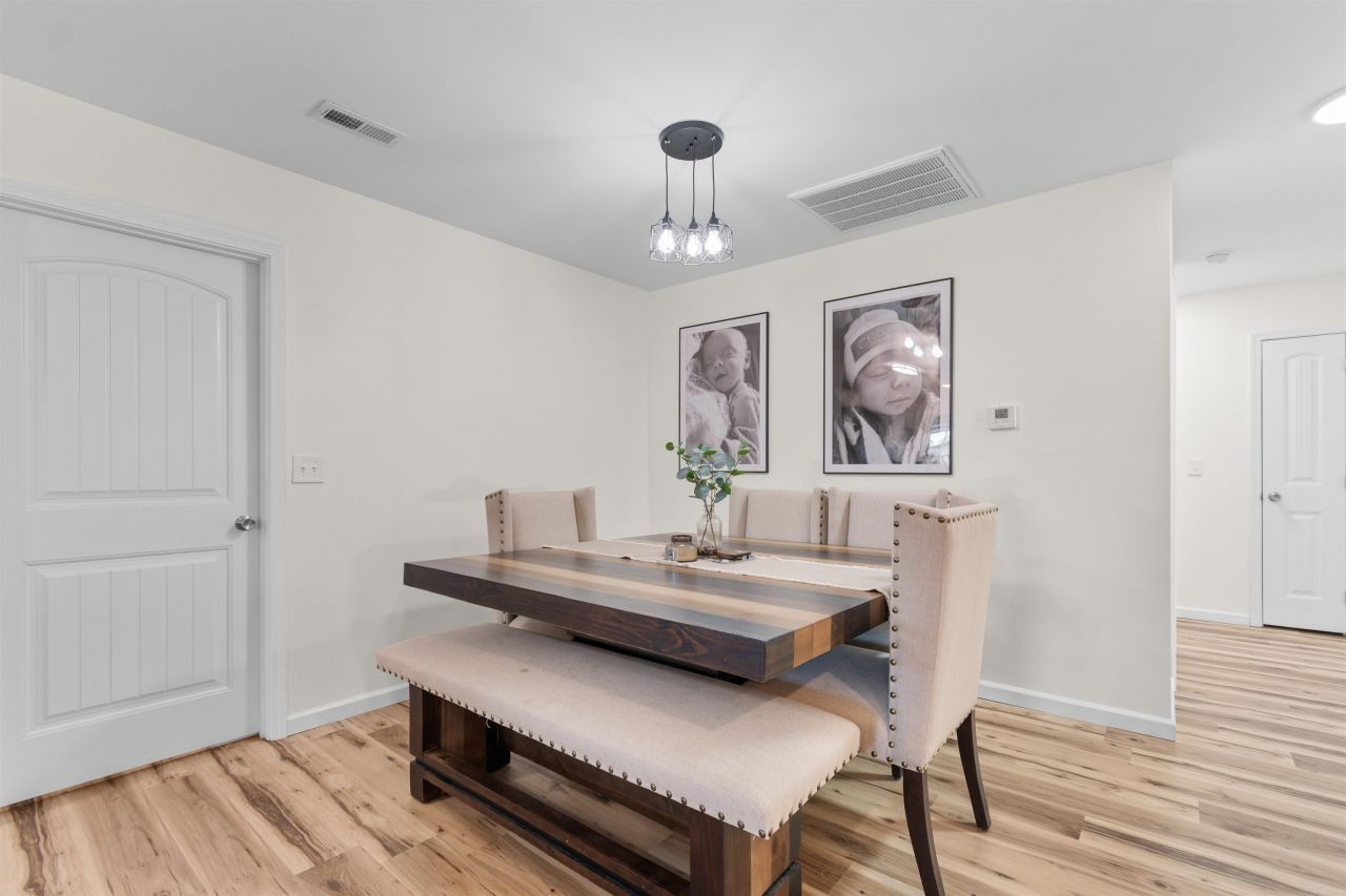 140 Leadwood St. Photo 5