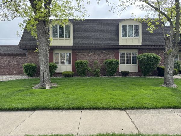 7933 Jefferson Avenue, Unit 4b, Munster, IN 46321