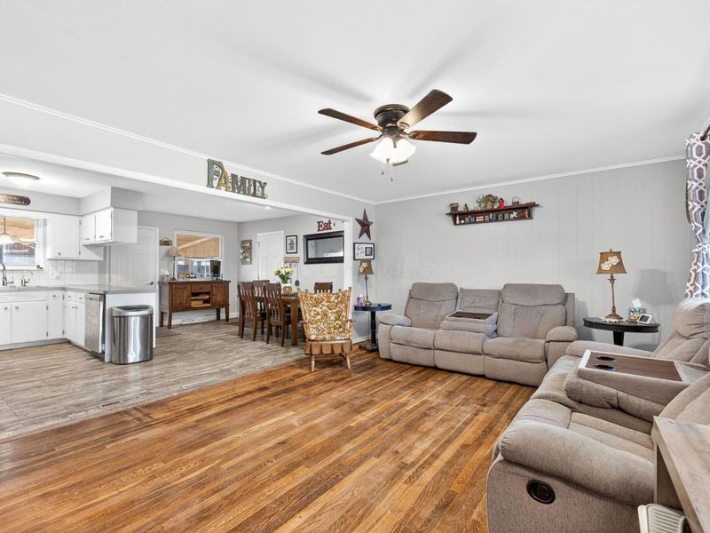 5774 Grove City Road, Grove City, OH 43123 Photo 2