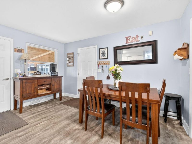 5774 Grove City Road, Grove City, OH 43123 Photo 5