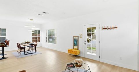 411 Alhambra Blvd, Sacramento, CA 95816 Photo