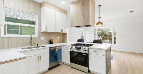 411 Alhambra Blvd, Sacramento, CA 95816 Photo