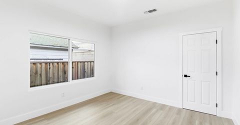 411 Alhambra Blvd, Sacramento, CA 95816 Photo