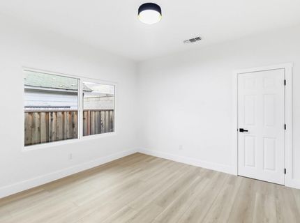 411 Alhambra Blvd, Sacramento, CA 95816 Photo