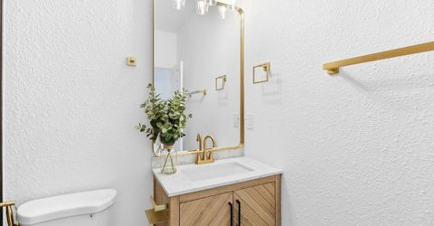 411 Alhambra Blvd, Sacramento, CA 95816 Photo