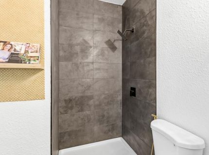 411 Alhambra Blvd, Sacramento, CA 95816 Photo