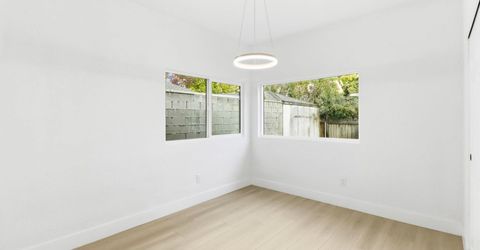 411 Alhambra Blvd, Sacramento, CA 95816 Photo