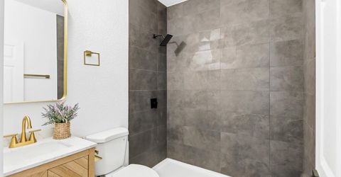 411 Alhambra Blvd, Sacramento, CA 95816 Photo