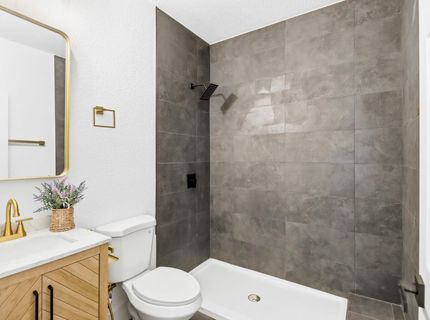 411 Alhambra Blvd, Sacramento, CA 95816 Photo