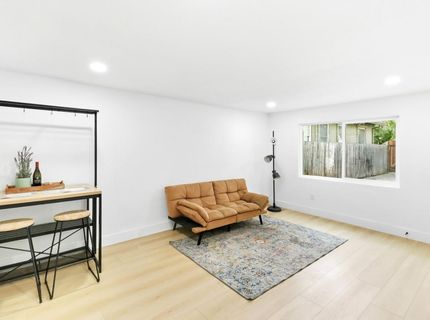 411 Alhambra Blvd, Sacramento, CA 95816 Photo