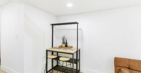 411 Alhambra Blvd, Sacramento, CA 95816 Photo