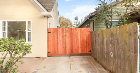 411 Alhambra Blvd, Sacramento, CA 95816 Photo