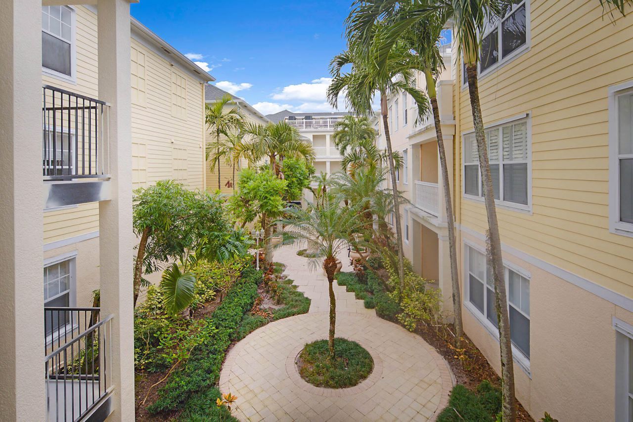 225 Murcia Drive, Unit 313, Jupiter, FL 33458 Photo