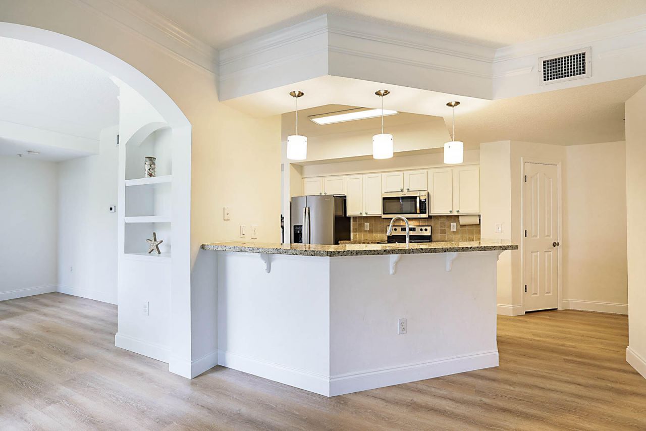 225 Murcia Drive, Unit 313, Jupiter, FL 33458 Photo